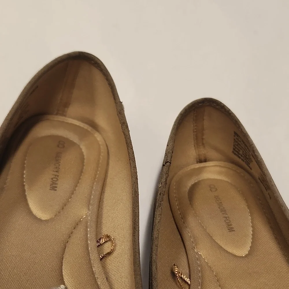 Time and Tru Shoes Womens Size 8 flats light brown Pointe Toe